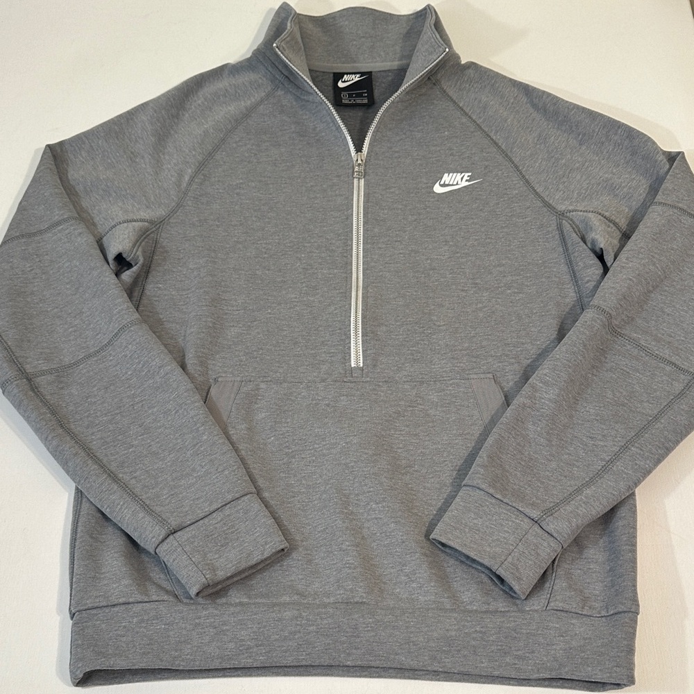 NIKE - MENS - HALF ZIP - LONG SLEEVE